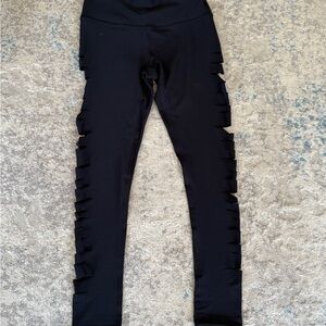 90 Degree By Reflex Black Printed Care Label Activewear